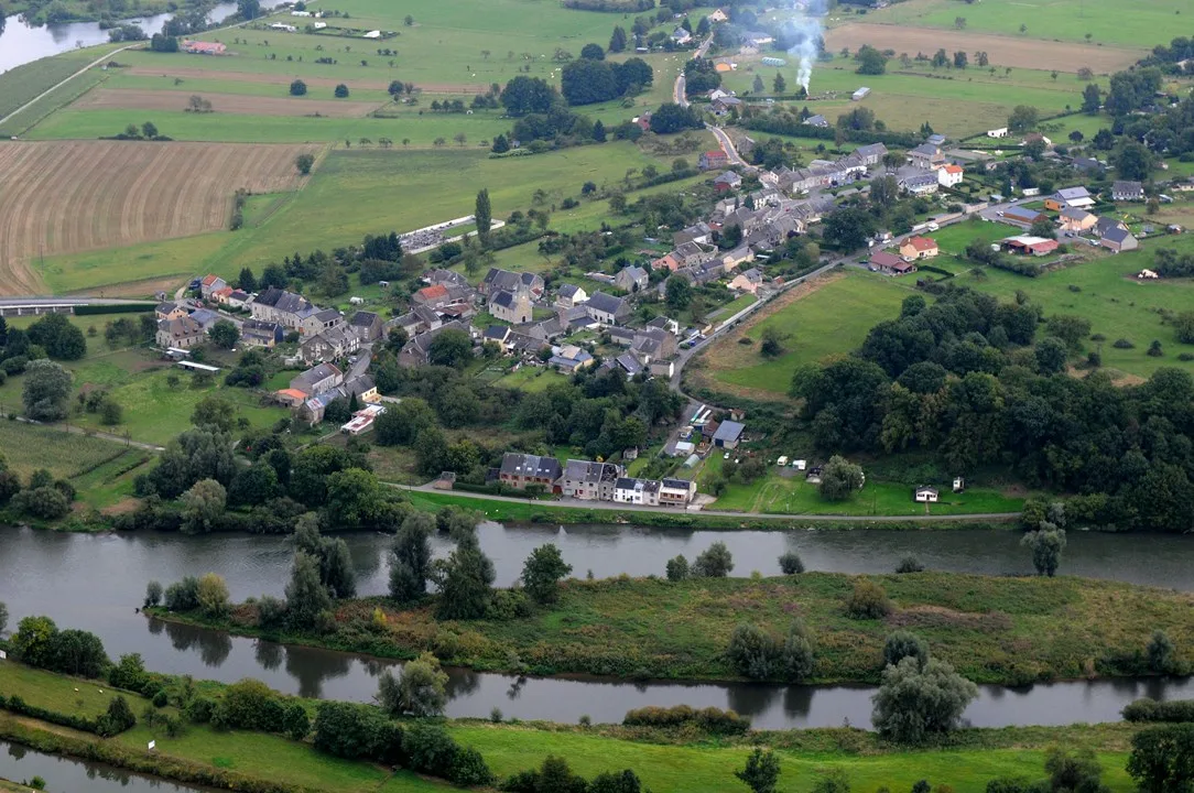 Ham-sur-Meuse : Dans les méandres de la Meuse