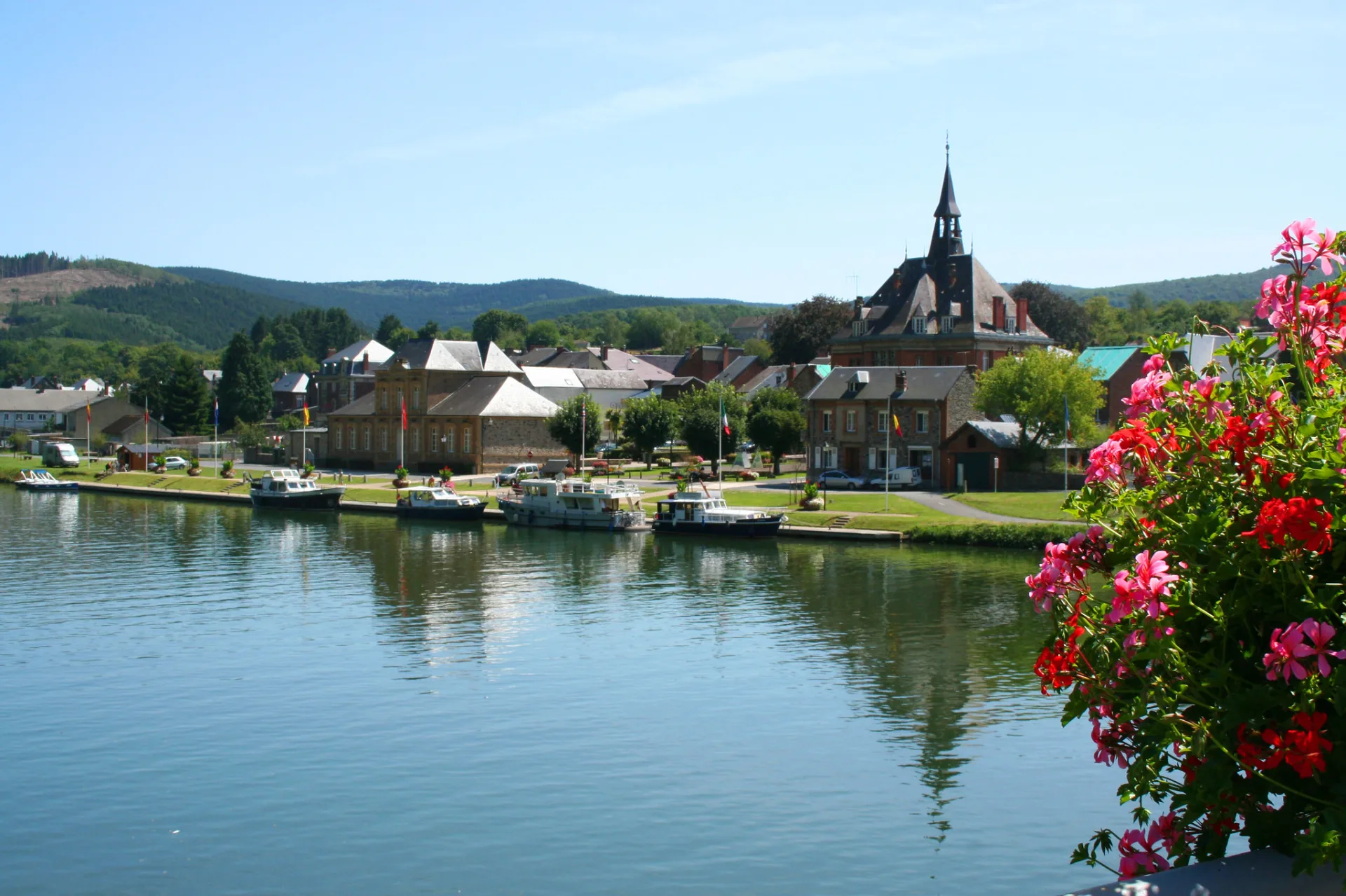 Haybes : Perle naturelle des Ardennes